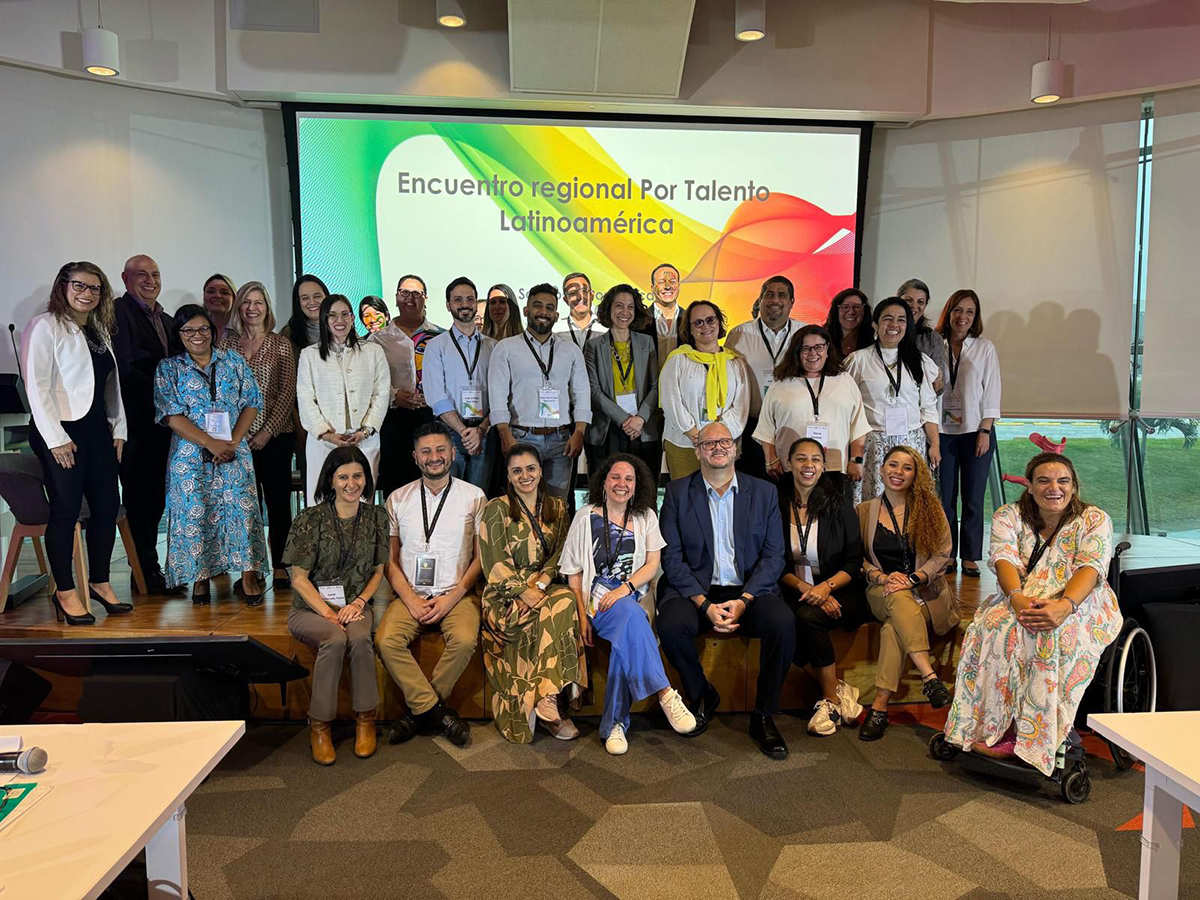 Foto de familia II Encuentro Regional en Costa Rica