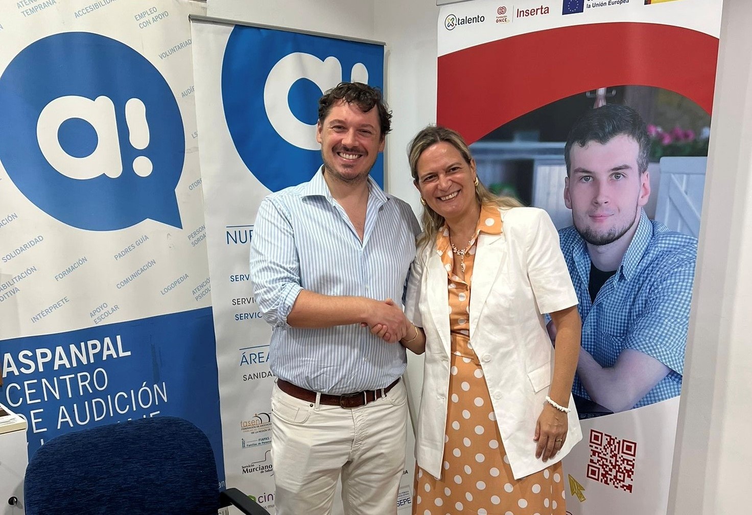 Paolo Tondi y Delia Torralba, directora de Inserta Empleo en la Región de Murcia. Paolo Tondi y Delia Torralba, directora de Inserta Empleo en la Región de Murcia.