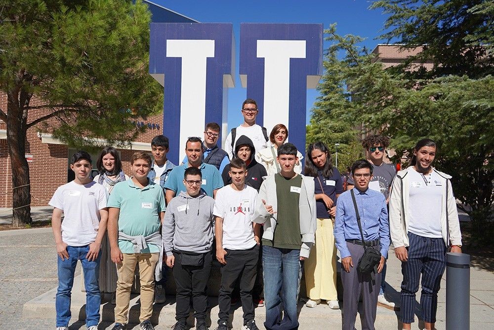 Alumnos del 'Programa Unidiversidad' de la UFV del curso 25/26| Foto de UFV