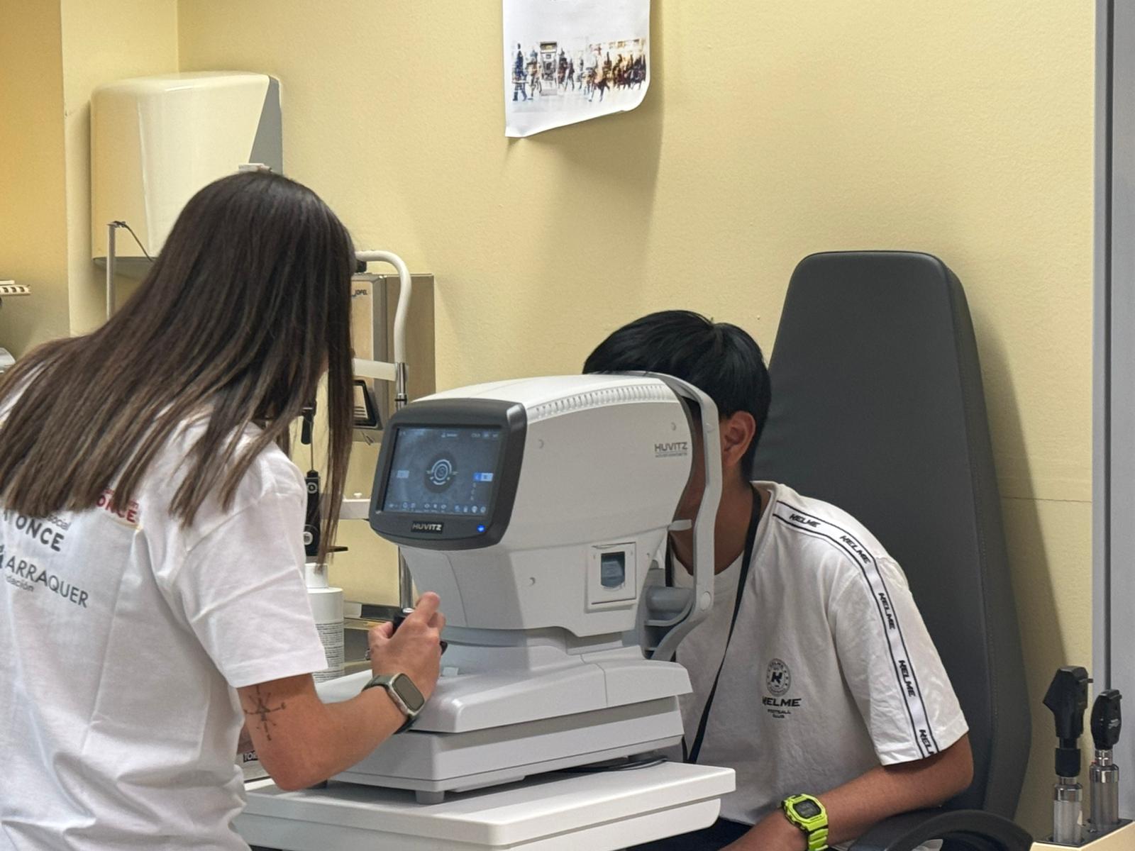 Quinta jornada del proyecto ‘Cada mirada merece un futuro claro’ en Sevilla